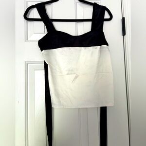 Crop top, black and white